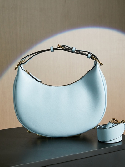 フェンディバッグ正面デザイン